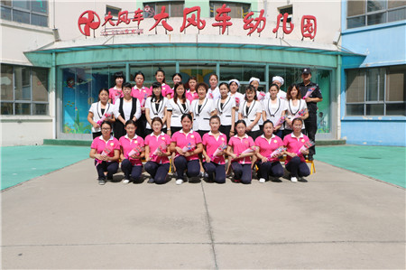 情系教師節(jié)，慰問暖人心 大風(fēng)車薛秀香園長為一線老師送去節(jié)日祝