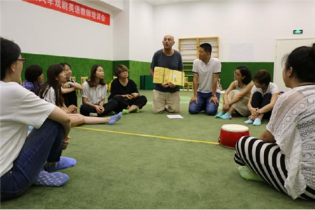 精英是怎樣煉成的——第二期大風(fēng)車戲劇英語(yǔ)教師培訓(xùn)圓滿結(jié)束