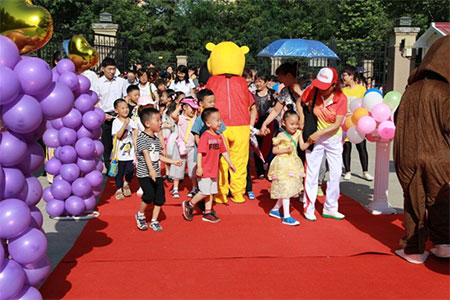2018年濟(jì)南市歷下區(qū)大風(fēng)車紫御東郡幼兒園六一游園會