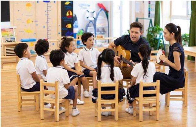 用這12個標(biāo)準(zhǔn)要求自己，您一定是優(yōu)秀的幼兒園老師！